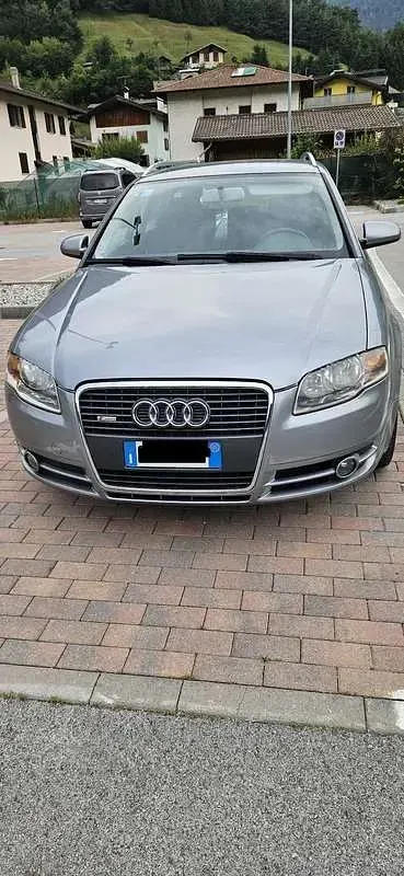Usata Audi A4 S-Line 140 CV (102 kW) 2005 Grigio Station wagon