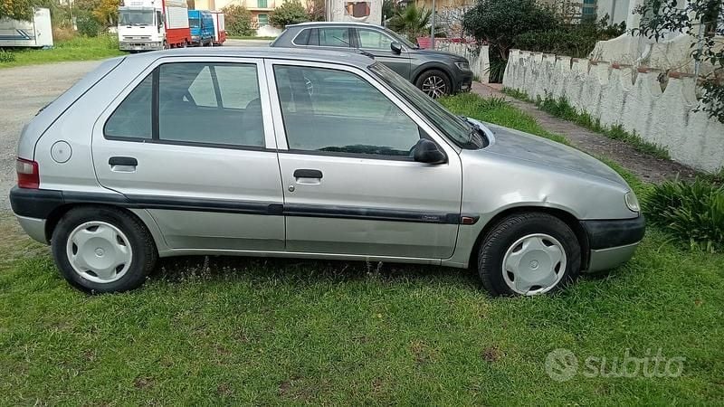 Usata Citroën Saxo 60 CV (44 kW) 1999 Grigio Utilitaria