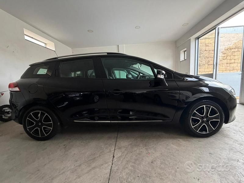 Usata Renault Clio GrandTour 90 CV (66 kW) 2013 Nero Station wagon