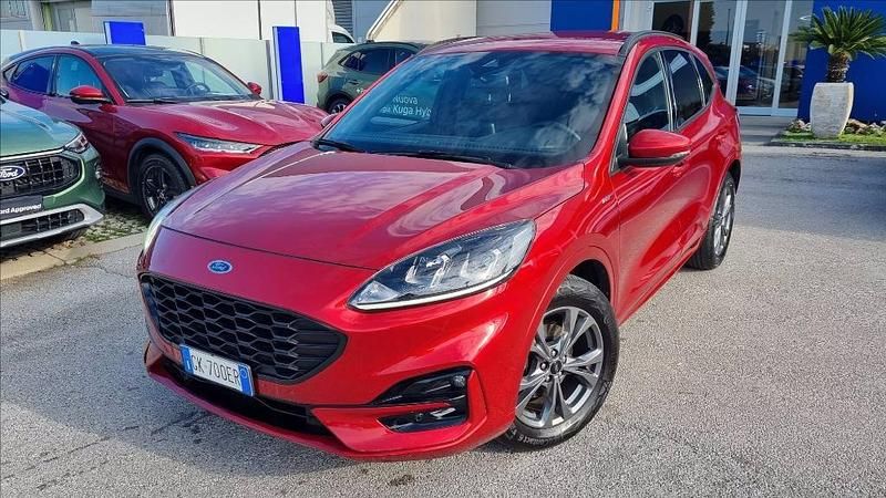 Usata Ford Kuga ST-Line 190 CV (139 kW) 2022 Rosso SUV