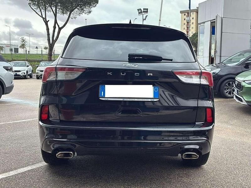 Usata Ford Kuga ST-Line X 120 CV (88 kW) 2022 Agate black SUV