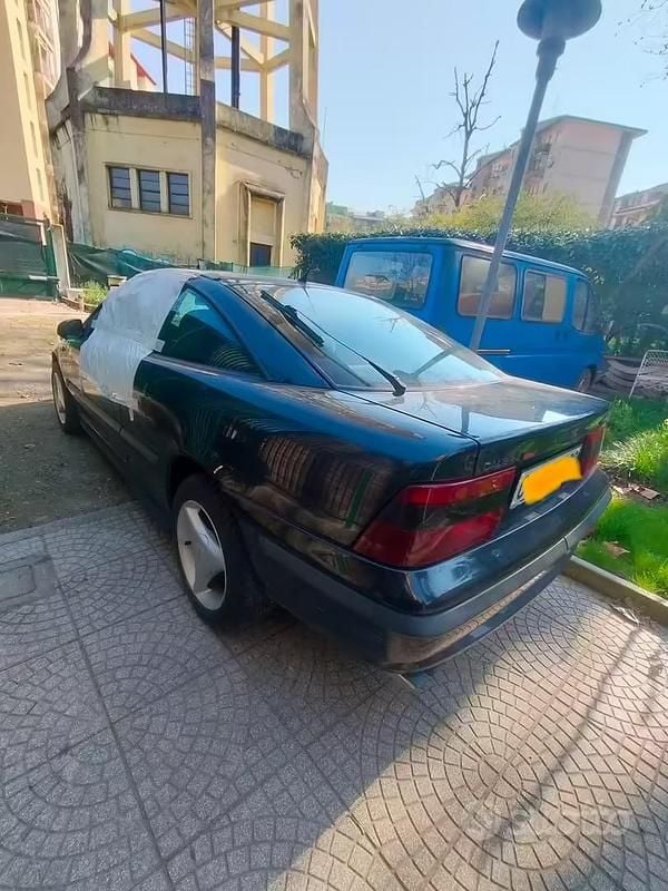 Usata Opel Calibra 150 CV (110 kW) 1991 Grigio Coupé