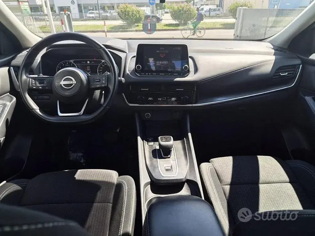 Usata Nissan Qashqai 158 CV (116 kW) 2023 Nero SUV