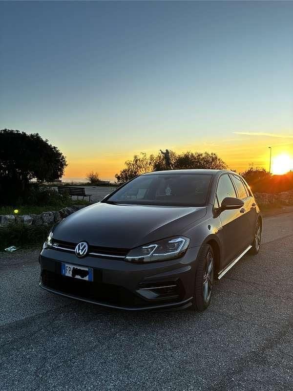 Usata VW Golf VII Sportline 116 CV (85 kW) 2018 Berlina