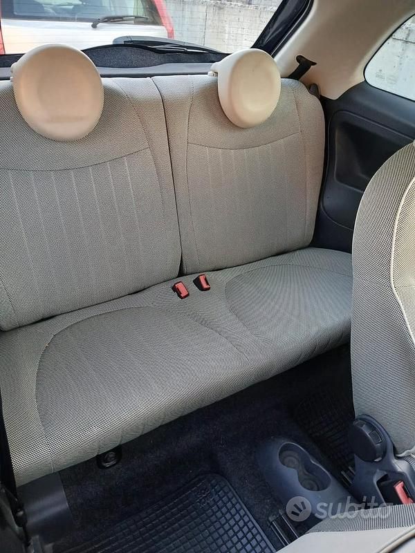 Nero Usata 2012 Fiat 500 Tre volumi | 5700 € (Buon prezzo) - Immagine 1/4