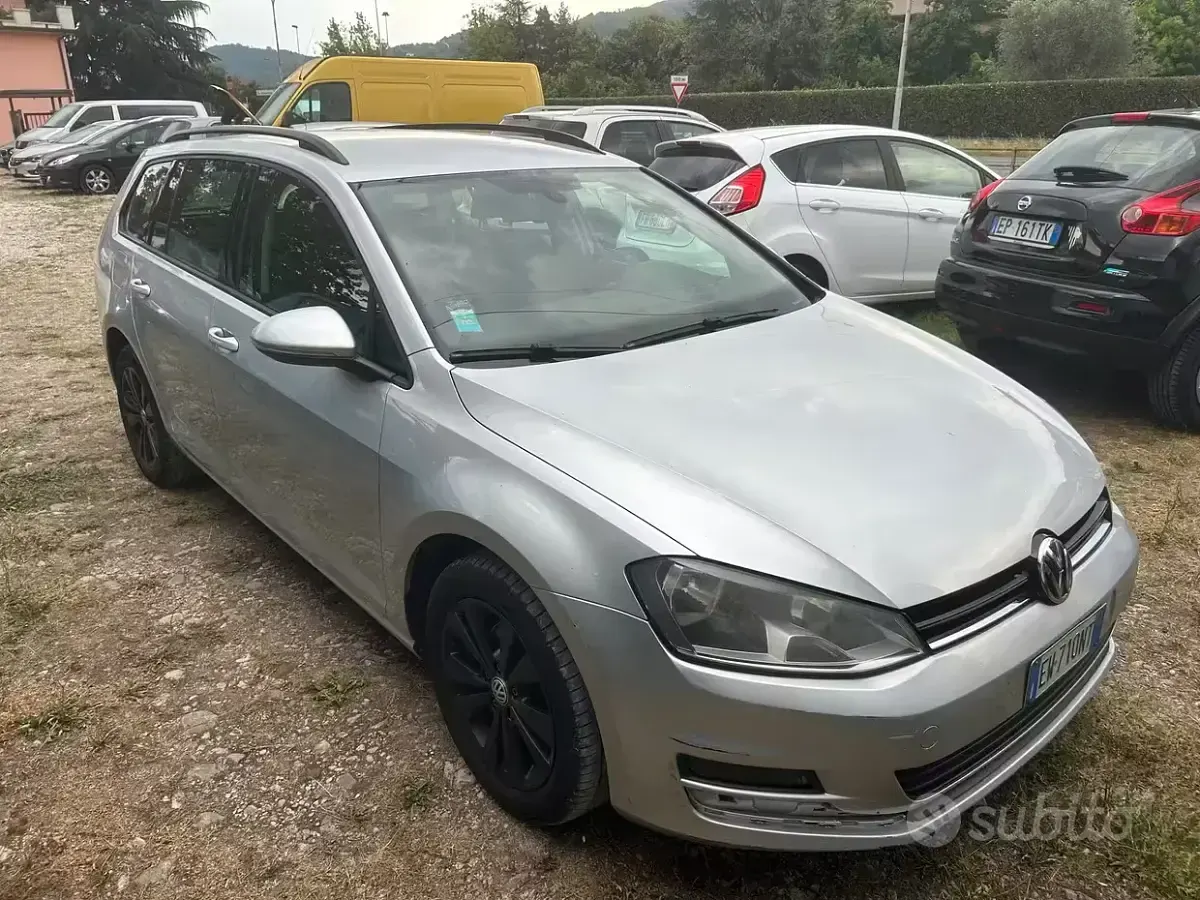 Usata VW Golf VII Comfortline 110 CV (80 kW) 2014 Grigio Station wagon
