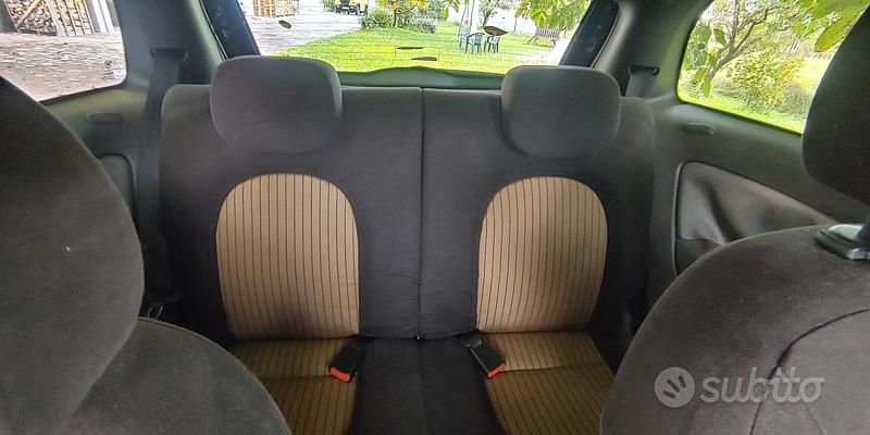 Usata Lancia Ypsilon 95 CV (69 kW) 2007 Marrone Utilitaria