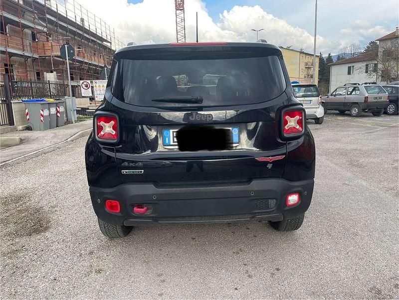 Usata Jeep Renegade Trailhawk 170 CV (125 kW) 2015 SUV