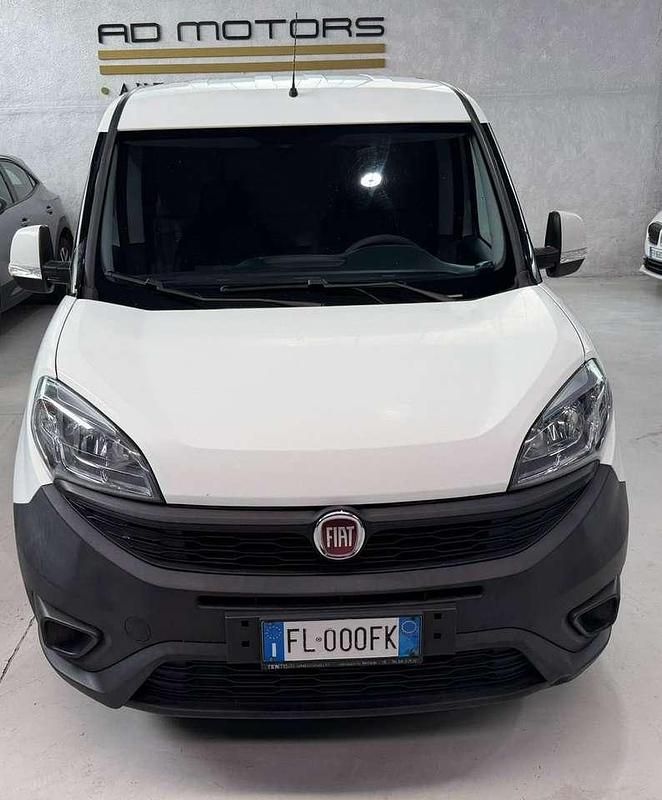 Usata Fiat Doblò 120 CV (88 kW) 2017 Other Monovolume