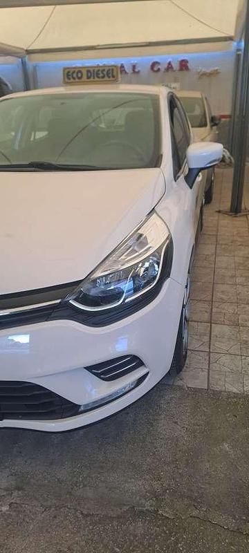 Usata Renault Clio IV Zen 75 CV (55 kW) 2017 Other Berlina