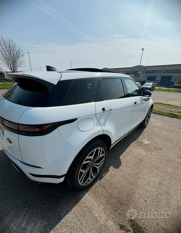 Usata Land Rover Range Rover Dynamic 160 CV (117 kW) 2021 Bianco SUV