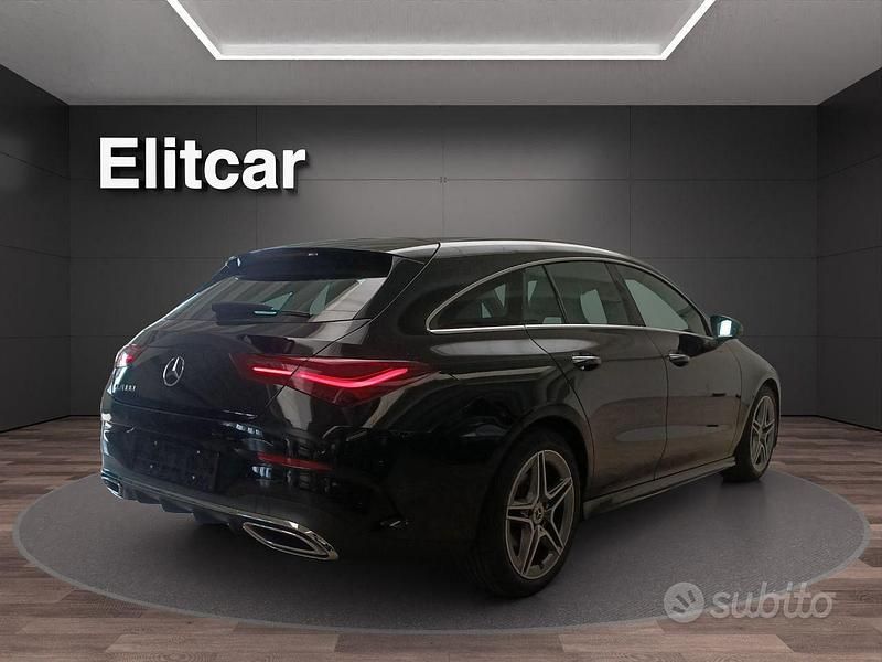 Usata Mercedes CLA180 Shooting Brake AMG line 136 CV (100 kW) 2024 Nero Station wagon