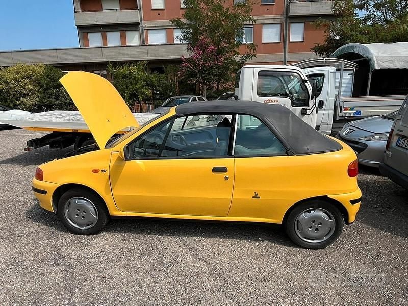 Usata Fiat Punto Cabriolet 1999 Giallo Cabrio