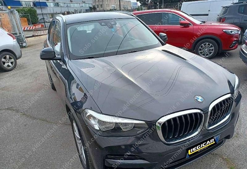 Usata BMW X3 190 CV (139 kW) 2020 Modanatura oxide silver SUV