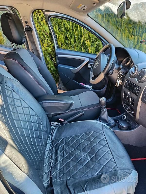 Usata Dacia Duster Lauréate 110 CV (80 kW) 2013 Verde SUV