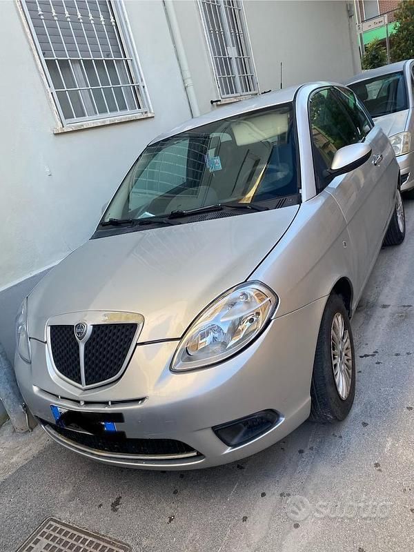 Grigio Usata 2007 Lancia Ypsilon Due volumi | 2100 € (Molto cara) - Immagine 1/2