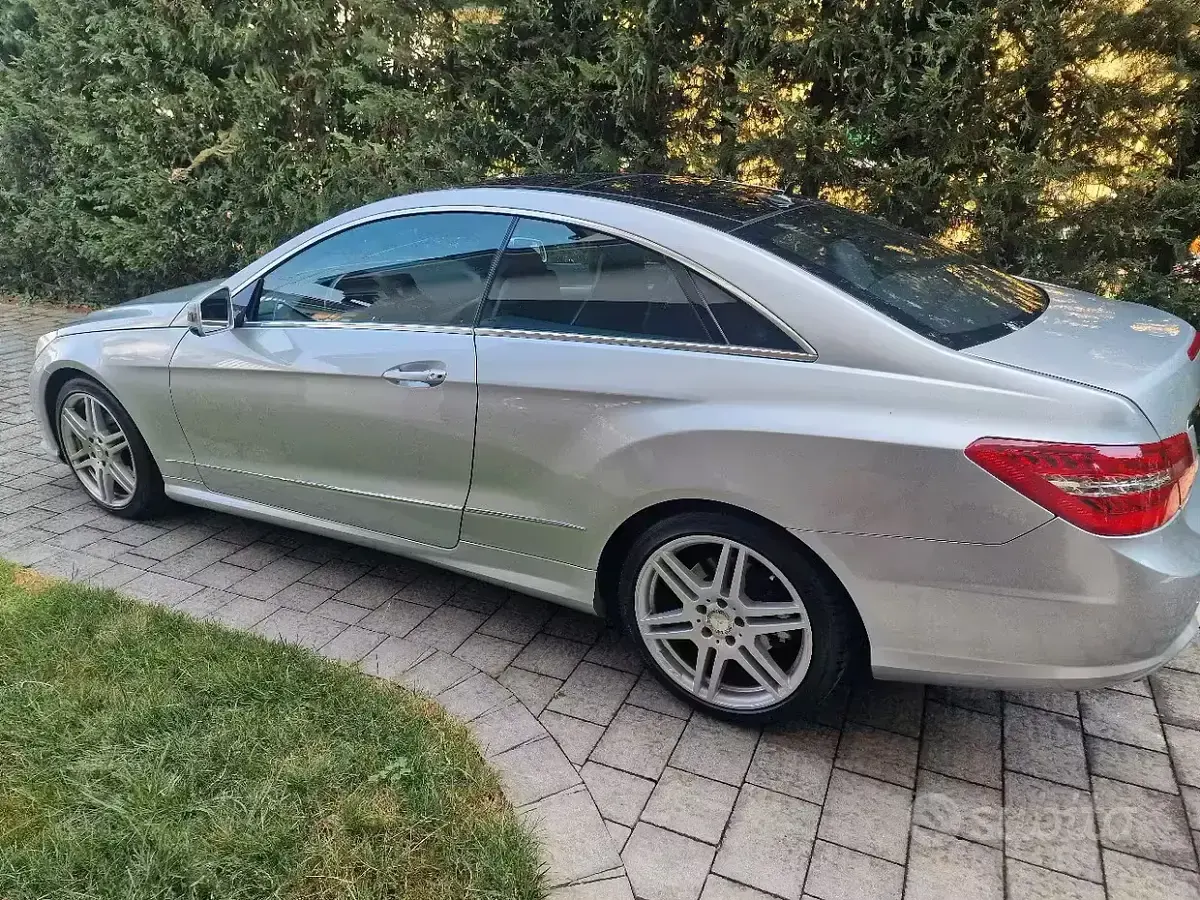 Usata Mercedes E350 AMG line 231 CV (169 kW) 2010 Coupé