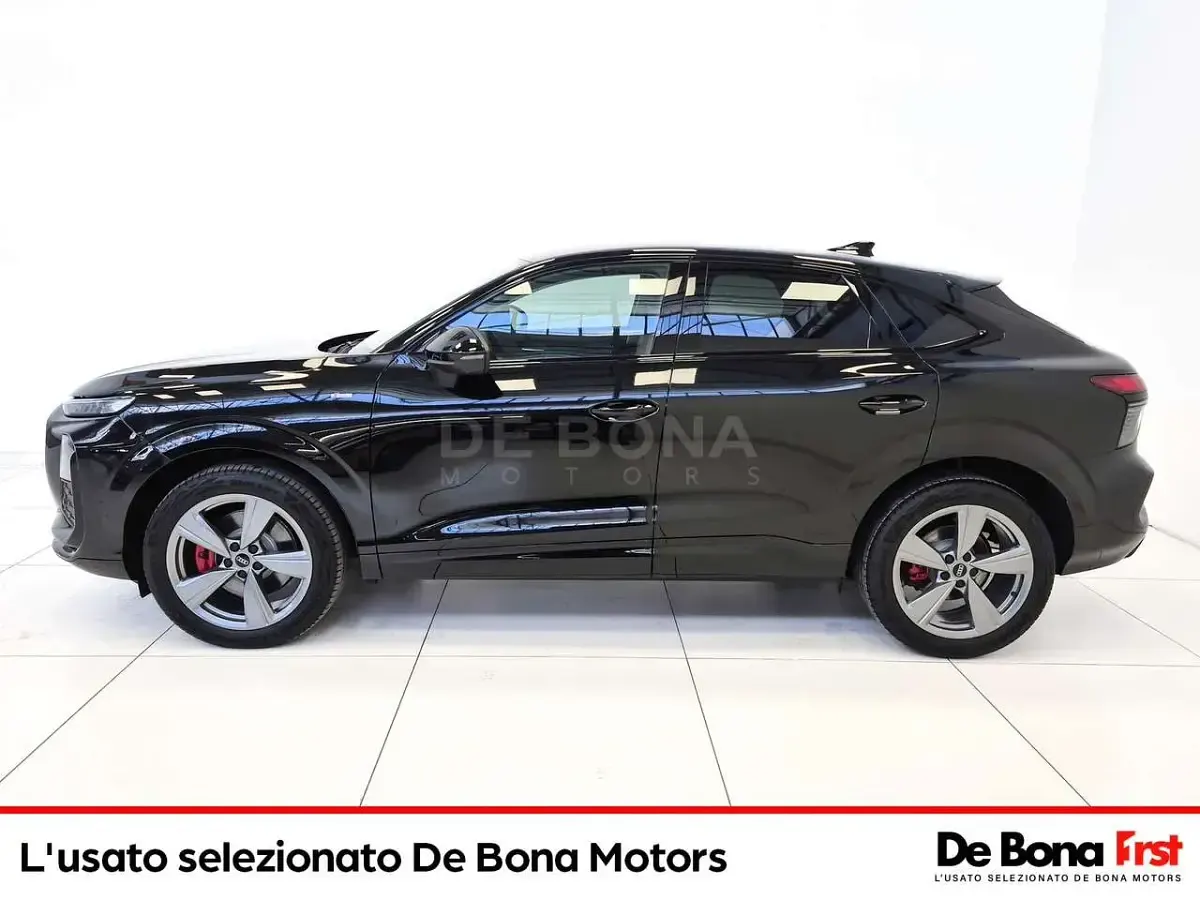 Nuova Audi Q3 Sportback Business 150 CV (110 kW) 2026 Nero SUV