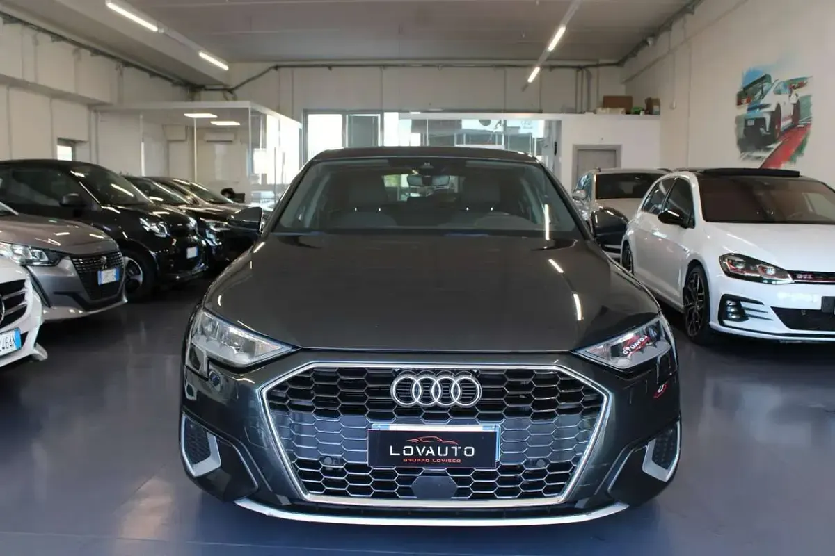 Usata Audi A3 Advanced 150 CV (110 kW) 2022 Grigio Berlina