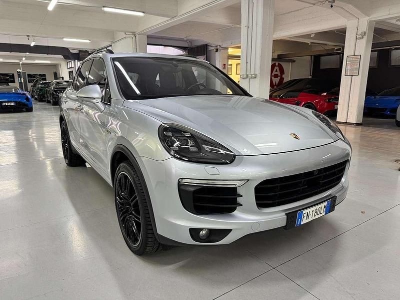 Usata Porsche Cayenne 333 CV (244 kW) 2016 Other SUV