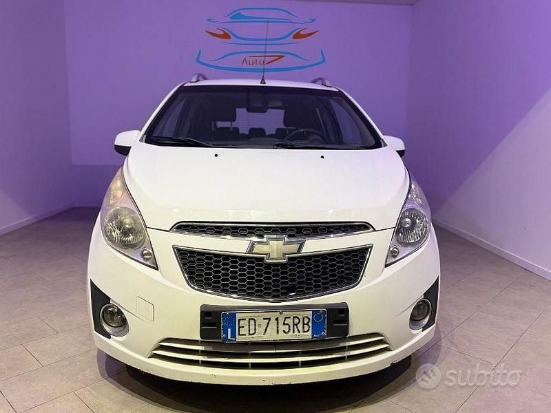 Bianco Usata 2010 Chevrolet Spark LS Utilitaria | 2990 € (Buon prezzo) - Immagine 1/4