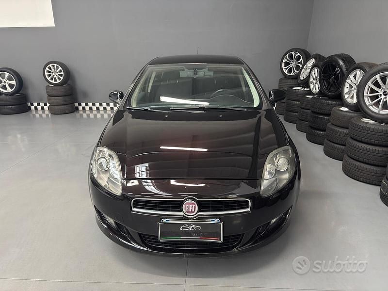 Usata Fiat Bravo Street 120 CV (88 kW) 2012 Nero Utilitaria