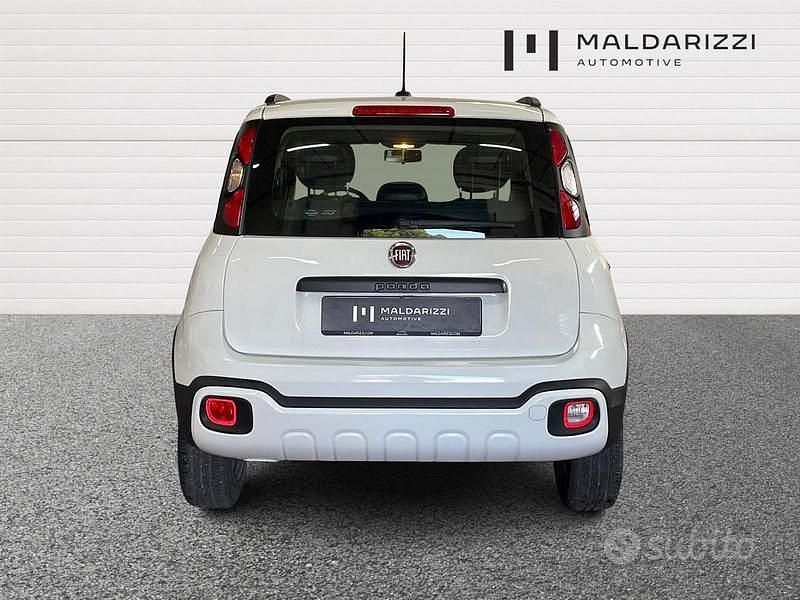 Usata Fiat Panda Cross Cross 69 CV (50 kW) 2020 Bianco Utilitaria