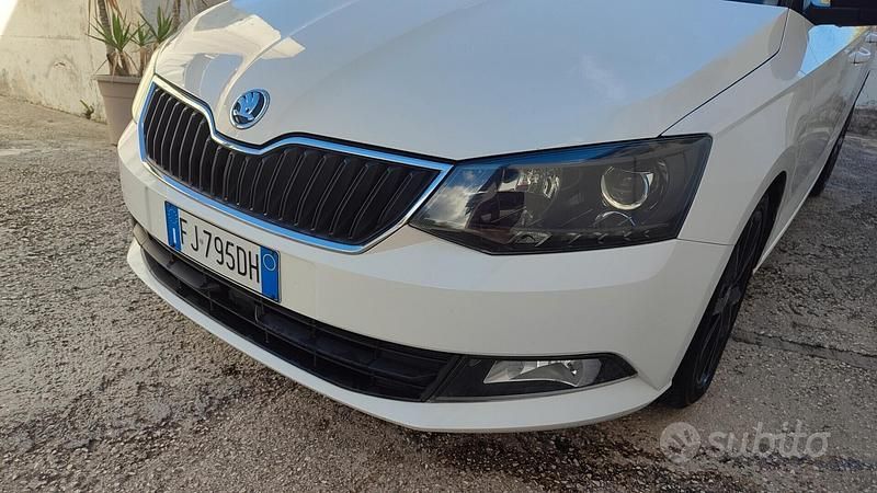 Usata Skoda Fabia Executive 90 CV (66 kW) 2016 Bianco Berlina