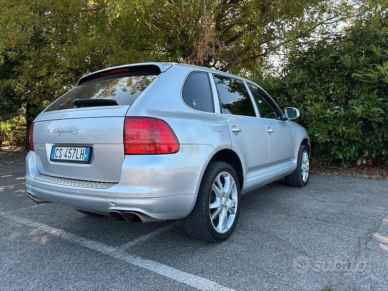 Usata Porsche Cayenne 340 CV (250 kW) 2004 Grigio SUV