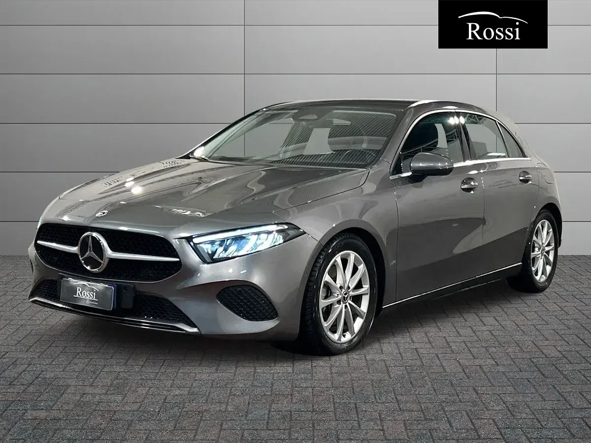 Usata Mercedes A180 Advanced 116 CV (85 kW) 2023 Berlina