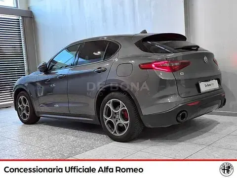 Usata Alfa Romeo Stelvio Sprint 190 CV (139 kW) 2022 Grigio SUV