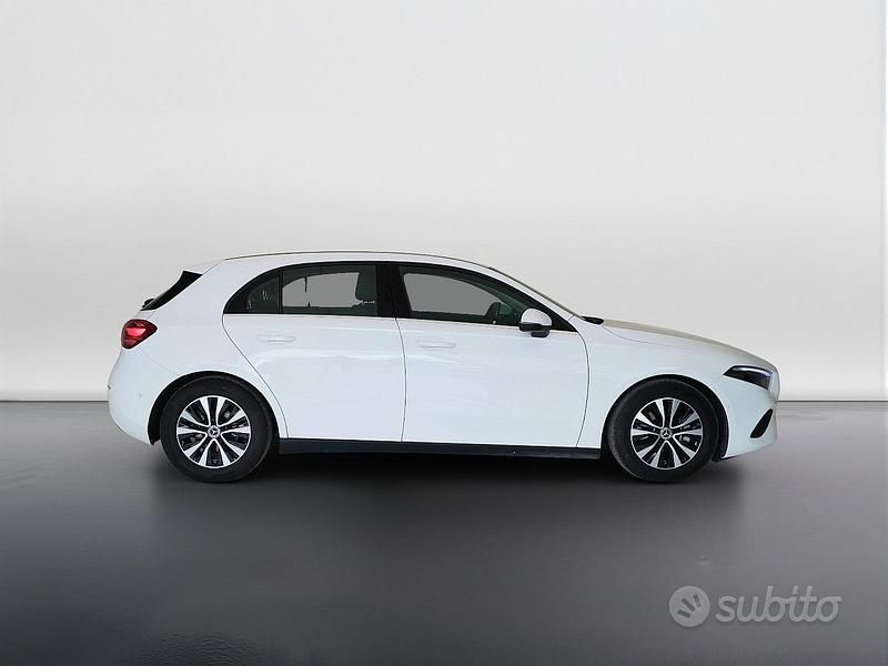 Usata Mercedes A180 Advanced 116 CV (85 kW) 2025 Bianco Berlina