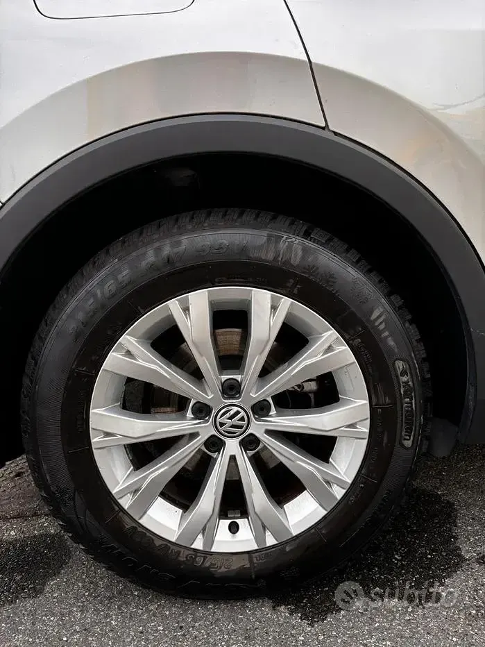 Usata Ford Kuga Business Edition 120 CV (88 kW) 2022 Grigio SUV