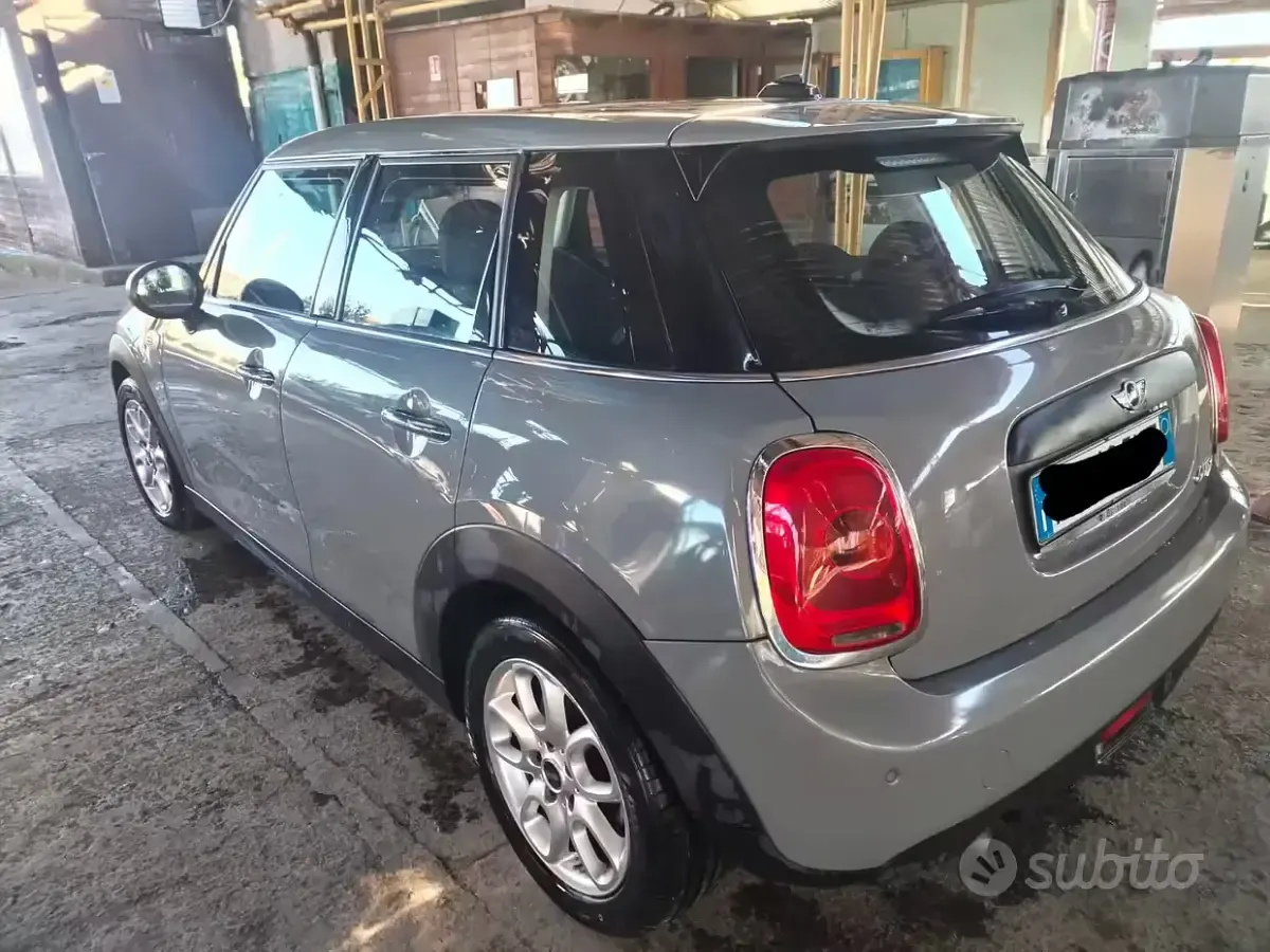 Begagnad Mini One D 2017 Halvkombi