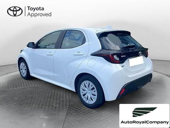 Usata Toyota Yaris Hybrid Active 2022 Bianco Berlina