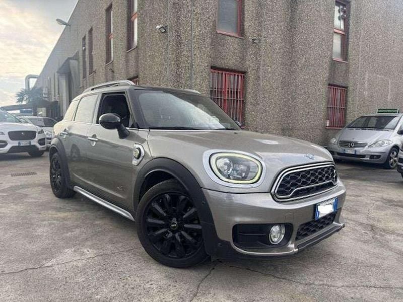 Usata Mini Cooper S Countryman Hype 136 CV (100 kW) 2018 Grigio scuro SUV