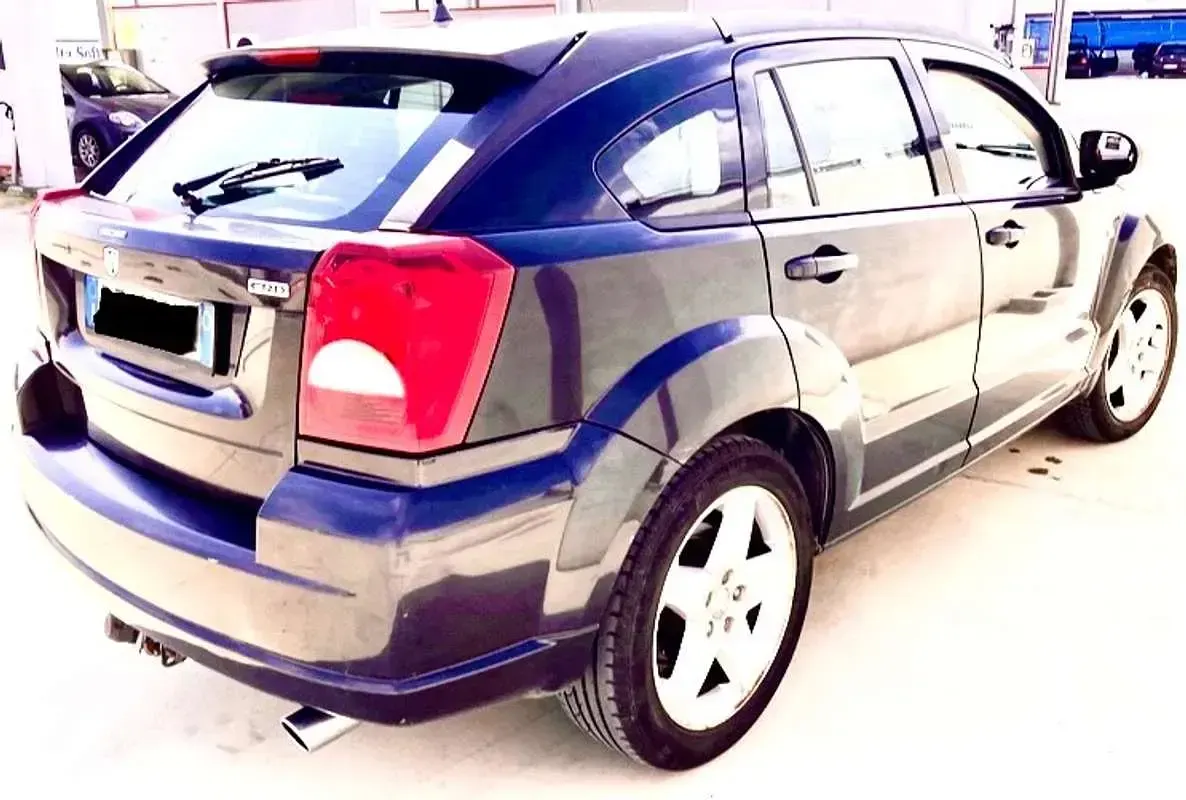 Usata Dodge Caliber SXT 140 CV (102 kW) 2009 Nero Utilitaria