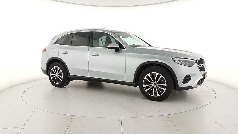Usata Mercedes GLC220 Advanced Plus 197 CV (144 kW) 2022 Argento SUV