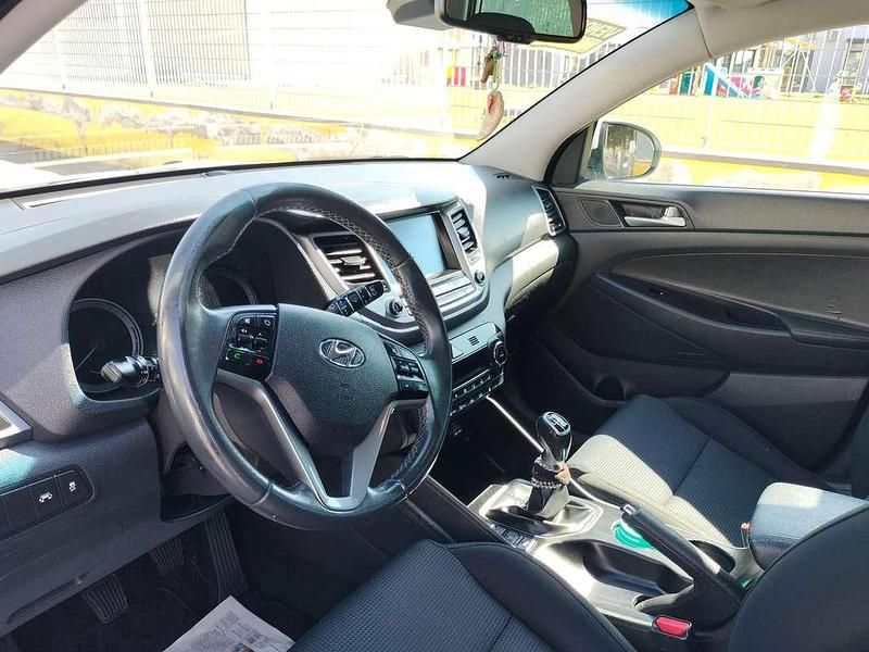 Usata Hyundai Tucson Xpossible 116 CV (85 kW) 2017 Bianco SUV