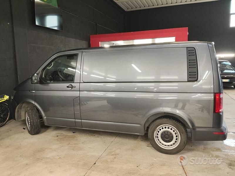 Usata VW Transporter 2017 Furgone