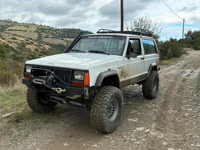 Usado Jeep Cherokee 1990 Blanco SUV