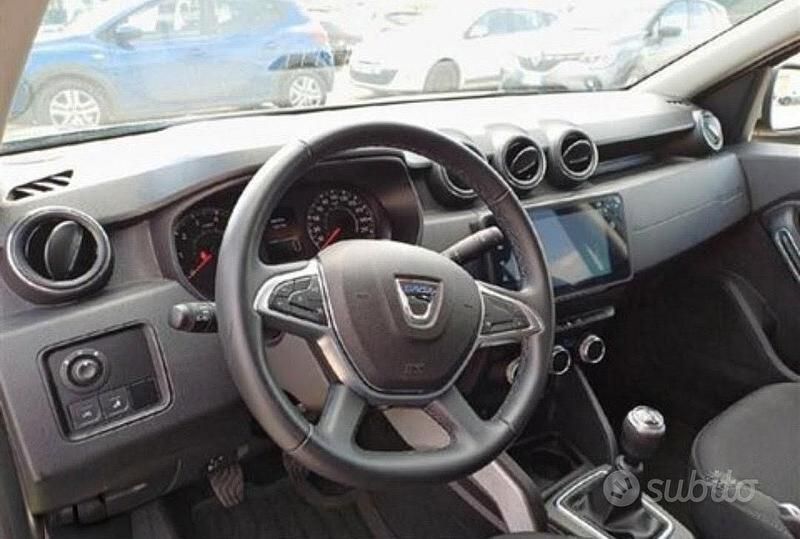Usata Dacia Duster Prestige 101 CV (74 kW) 2022 Bianco SUV
