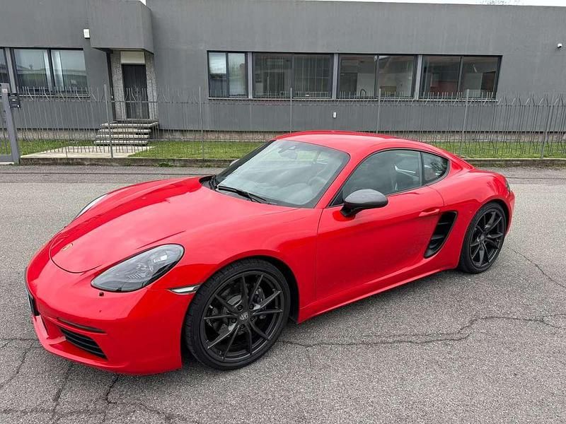 Usata Porsche 718 Cayman 299 CV (219 kW) 2019 Rosso Coupé