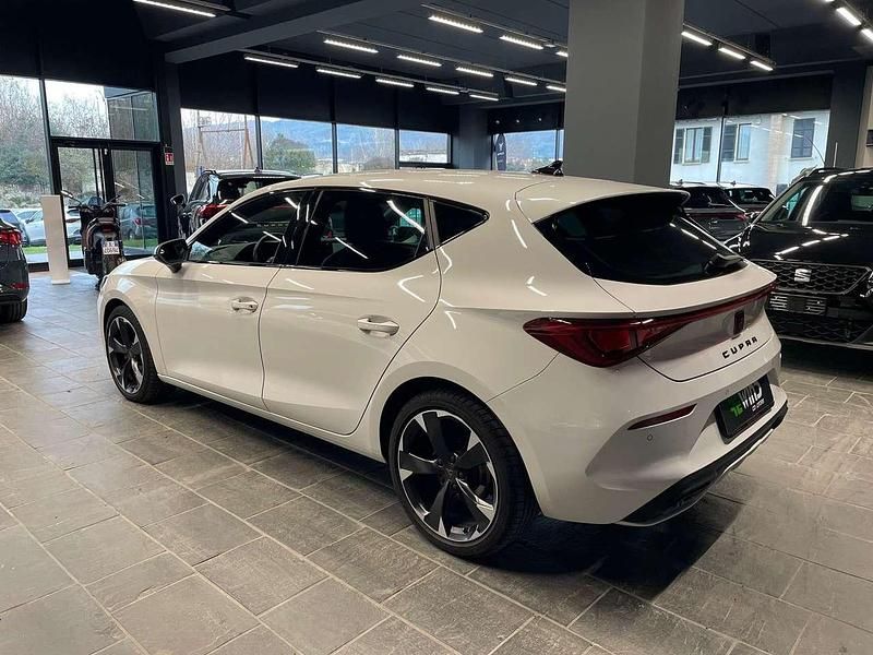Usata Cupra Leon 150 CV (110 kW) 2023 Bianco Berlina