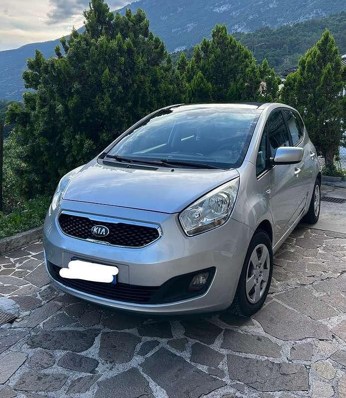Usata Kia Venga Active 90 CV (66 kW) 2013 Utilitaria