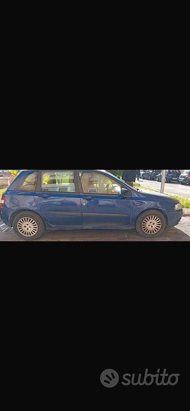 Blu Usata 2005 Fiat Stilo Berlina | 450 € (Super prezzo) - Immagine 1/3