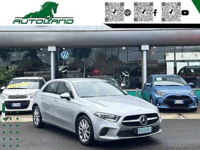 Usata Mercedes A220 Business 190 CV (139 kW) 2019 Argento metallizzato Berlina