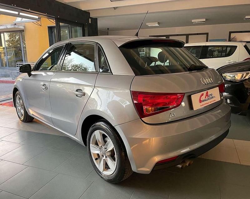Usata Audi A1 Sportback Ambition 122 CV (89 kW) 2015 Grigio Utilitaria