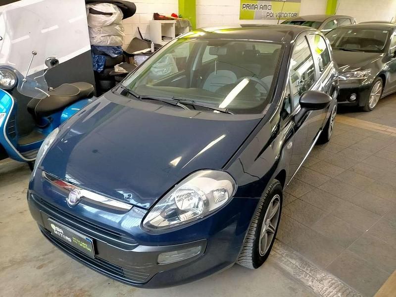 Usata Fiat Punto Evo Dynamic 65 CV (47 kW) 2010 Blu notte Utilitaria