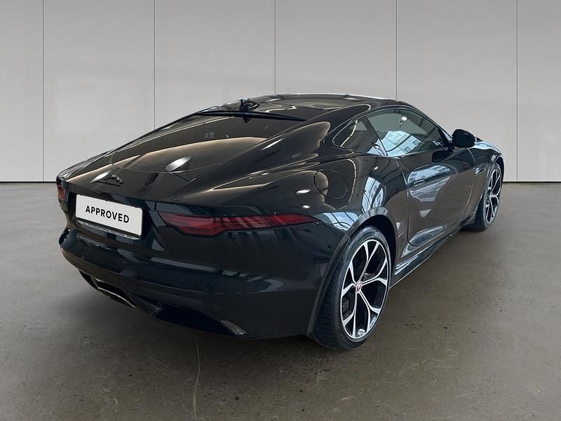 Usata Jaguar F-Type 300 CV (220 kW) 2021 Nero Coupé